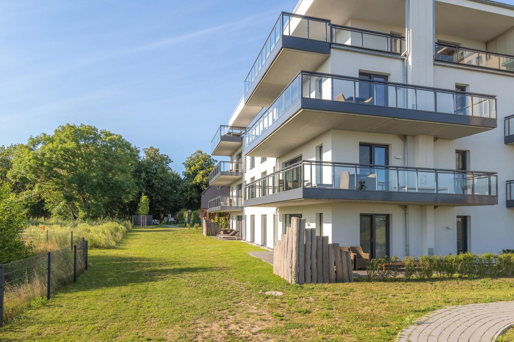 Zwei Wasser - Strandhaus Alte Seefahrtschule Aparthotel Wustrow  Buitenkant foto