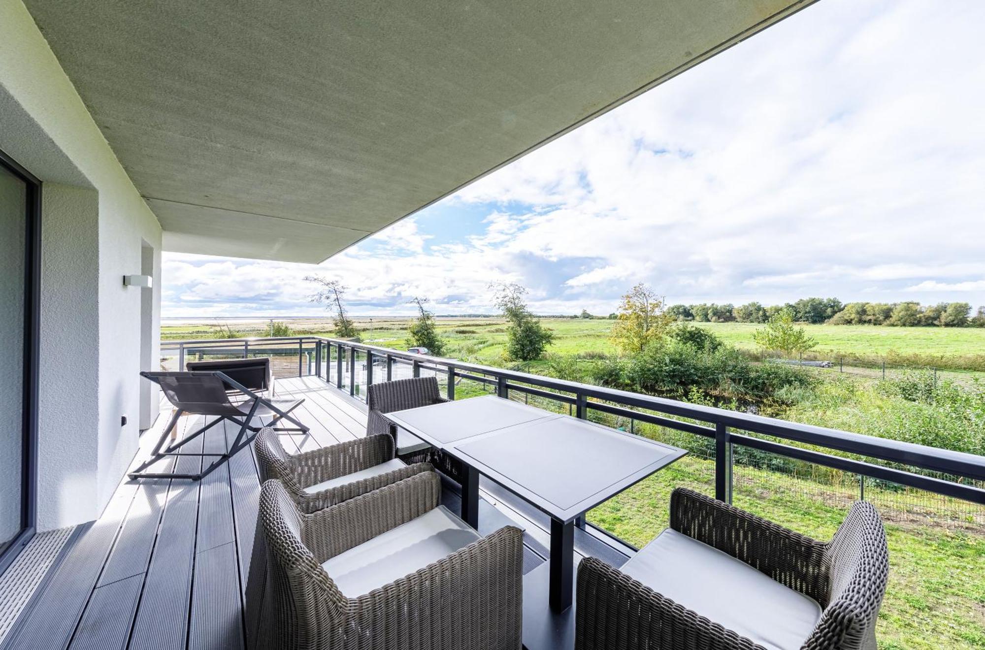 Zwei Wasser - Strandhaus Alte Seefahrtschule Aparthotel Wustrow  Buitenkant foto