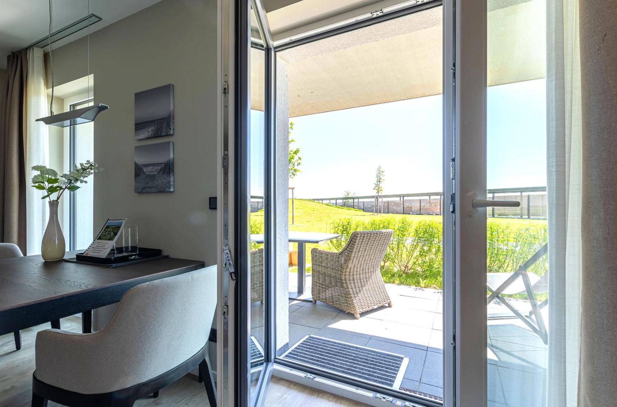 Zwei Wasser - Strandhaus Alte Seefahrtschule Aparthotel Wustrow  Buitenkant foto